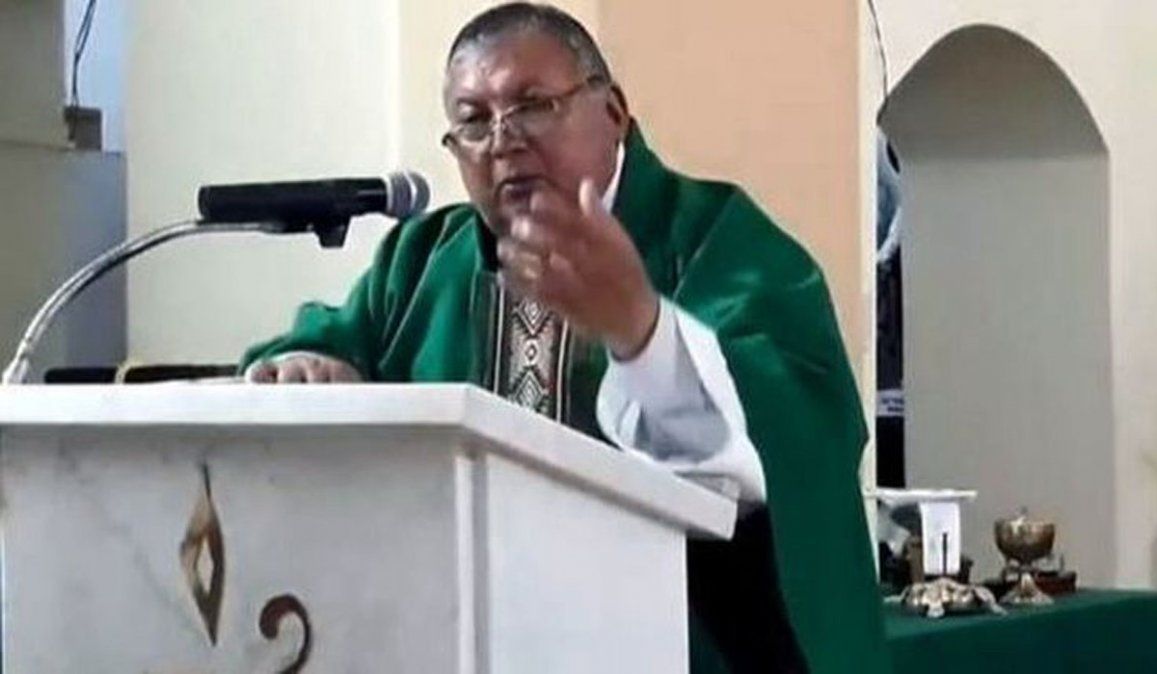 Abuso sexual entre dos: detuvieron a un sacerdote por la violación de una nena de 10 años