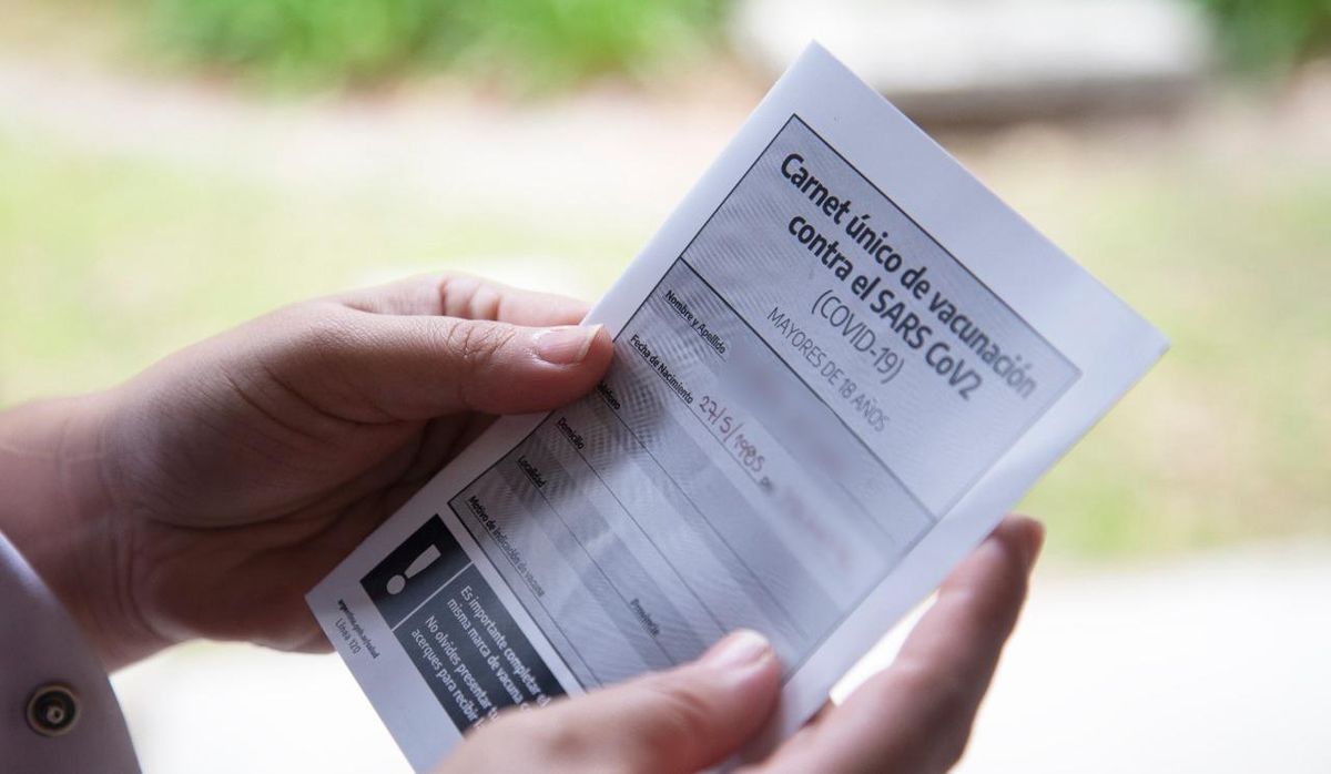 El gobierno de  Alberto fijó la fecha del 1 de enero para comenzar a exigir el pase sanitario