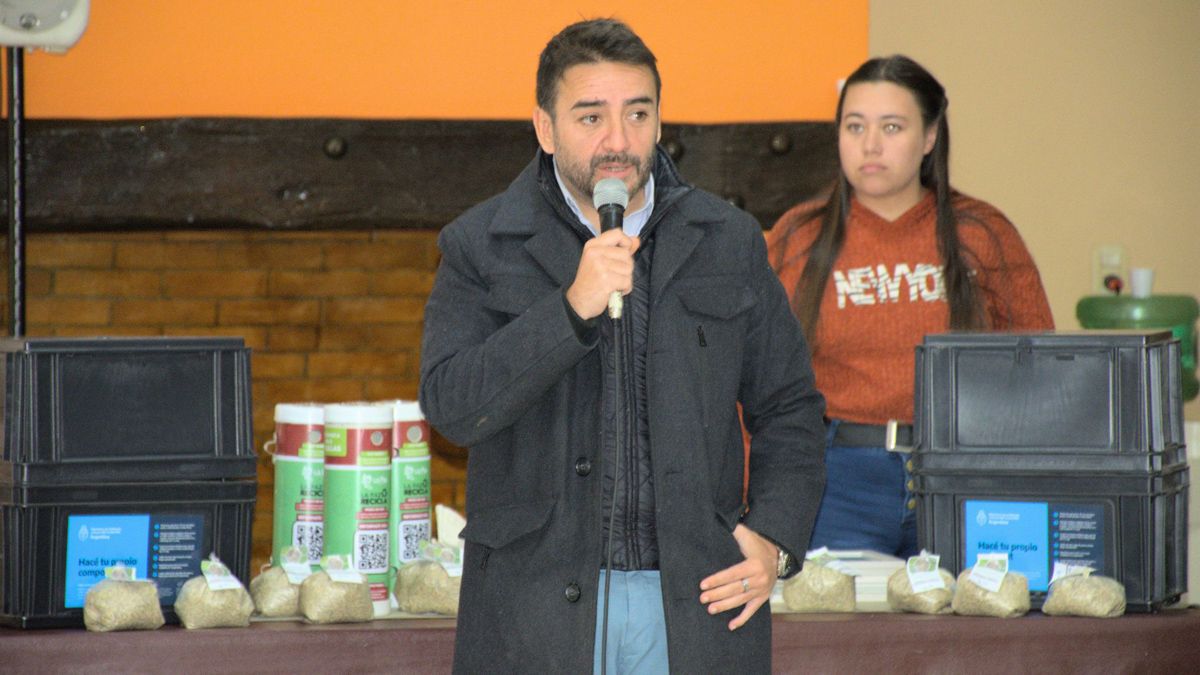 Ubieta, otro de los que busca la reelección. Quedó a 6 puntos de Cambia Mendoza. Ubieta, otro de los que busca la reelección. Quedó a 6 puntos de Cambia Mendoza.