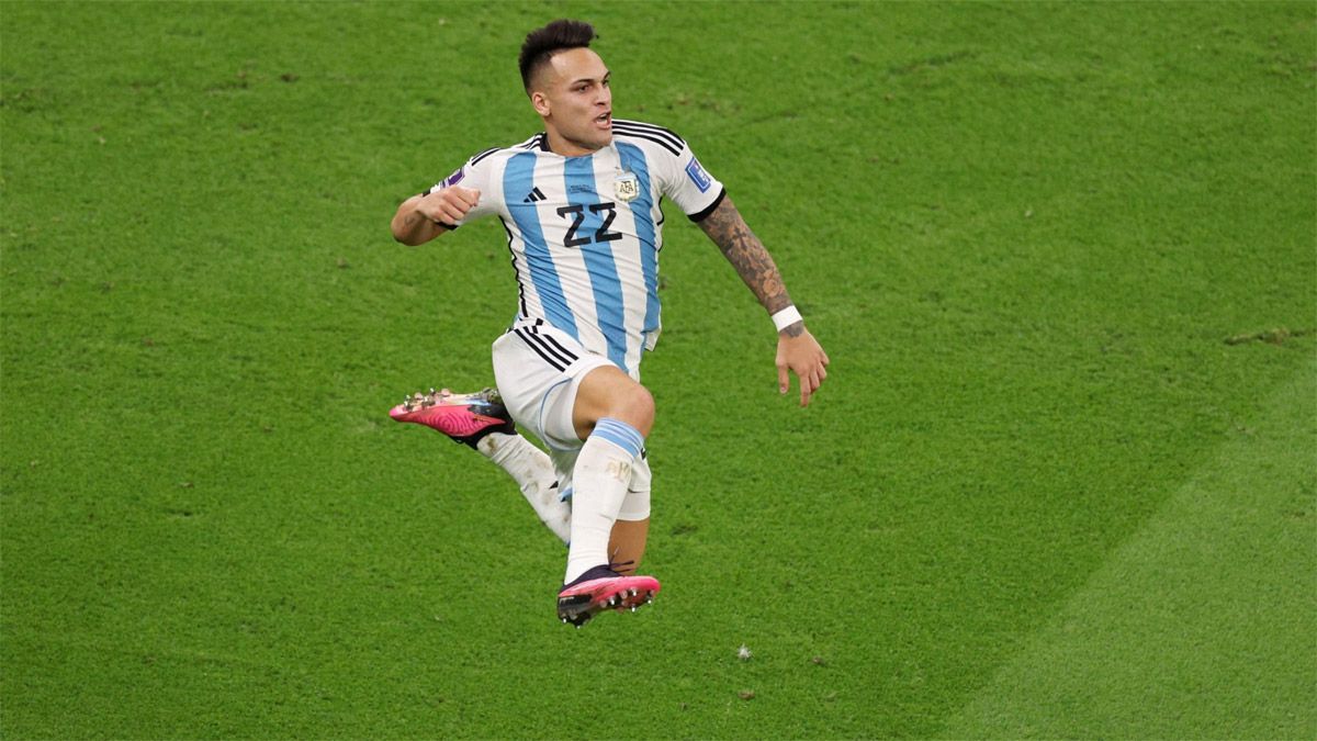 Lautaro Martínez anotó el gol decisivo de la Selección argentina ante Países Bajos, para avanzar a semifinales del Mundial Qatar 2022.