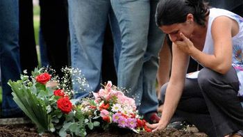 Femicidio: mató a su ex de una puñalada y dejó un un macabro mensaje