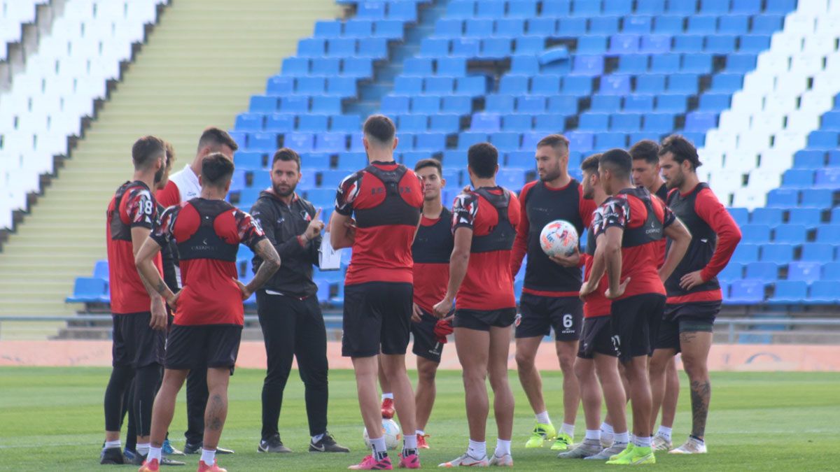 Cristian Campagnani hará dos cambios en Maipú ante Alvarado