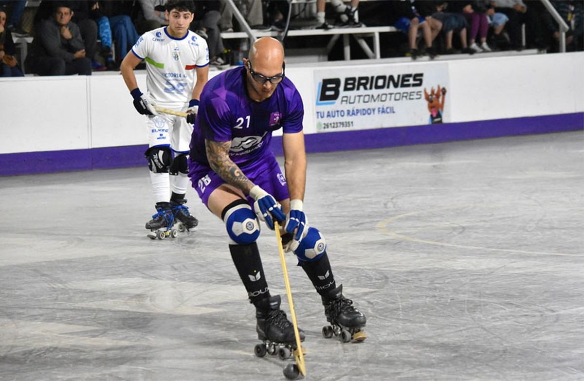 Agust&iacute;n L&aacute;zzaro, de IMPSA, que afrontar&aacute; el Panamericano de hockey sobre patines.