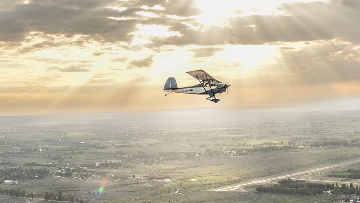 El Upa en pleno vuelo. La imagen se tomó hace pocos días. El Upa en pleno vuelo. La imagen se tomó hace pocos días.