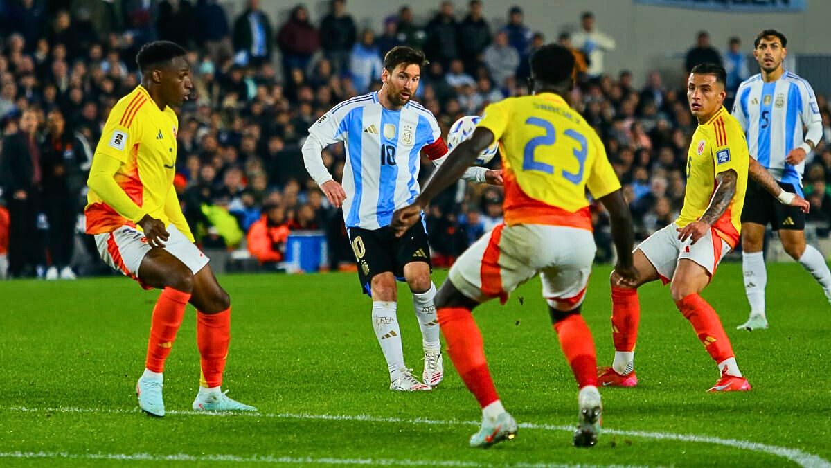 La Selección argentina empató con Colombia en el Monumental. 