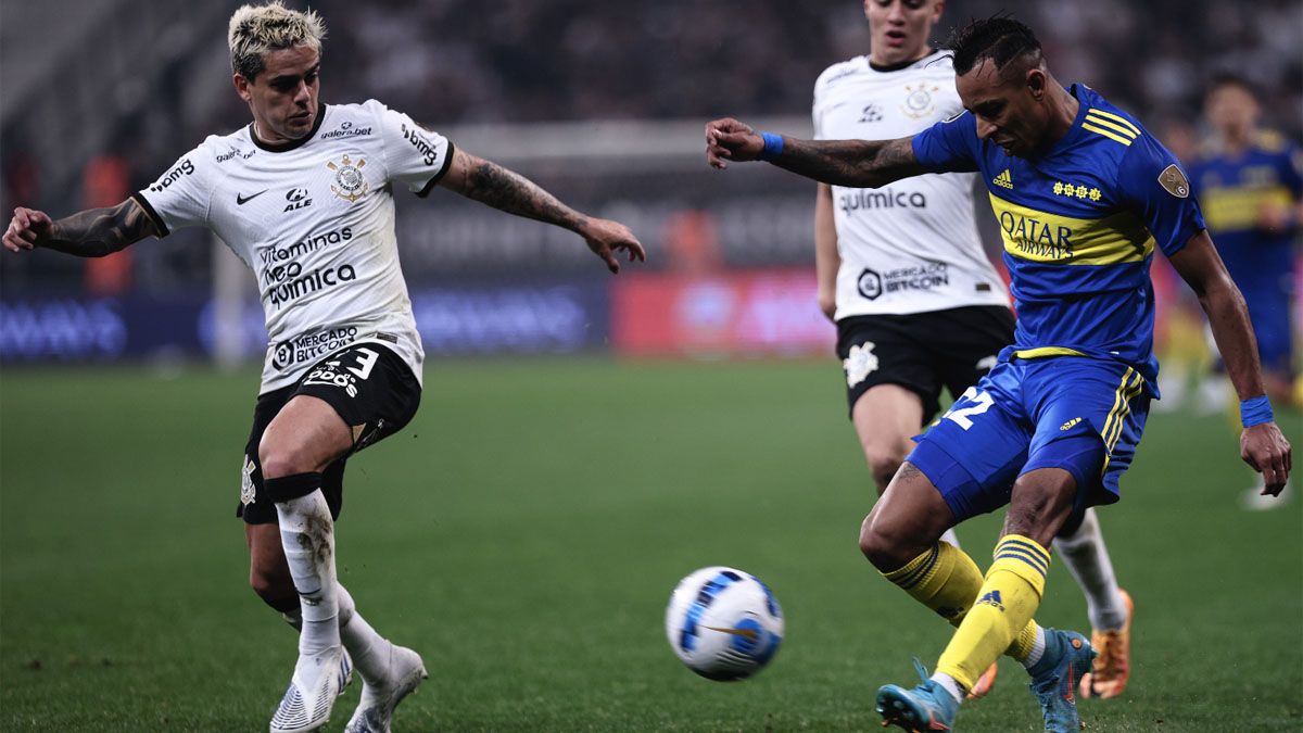 Boca aguantó el cero en la ida ante Corinthians