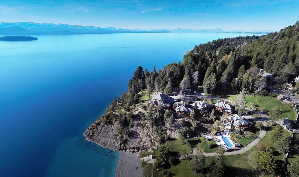 Bariloche es unas de las ciudades turísticas que tiene hotel Pet-friendly con increíbles vistas al Lago Nahuel Huapi Bariloche es unas de las ciudades turísticas que tiene hotel Pet-friendly con increíbles vistas al Lago Nahuel Huapi