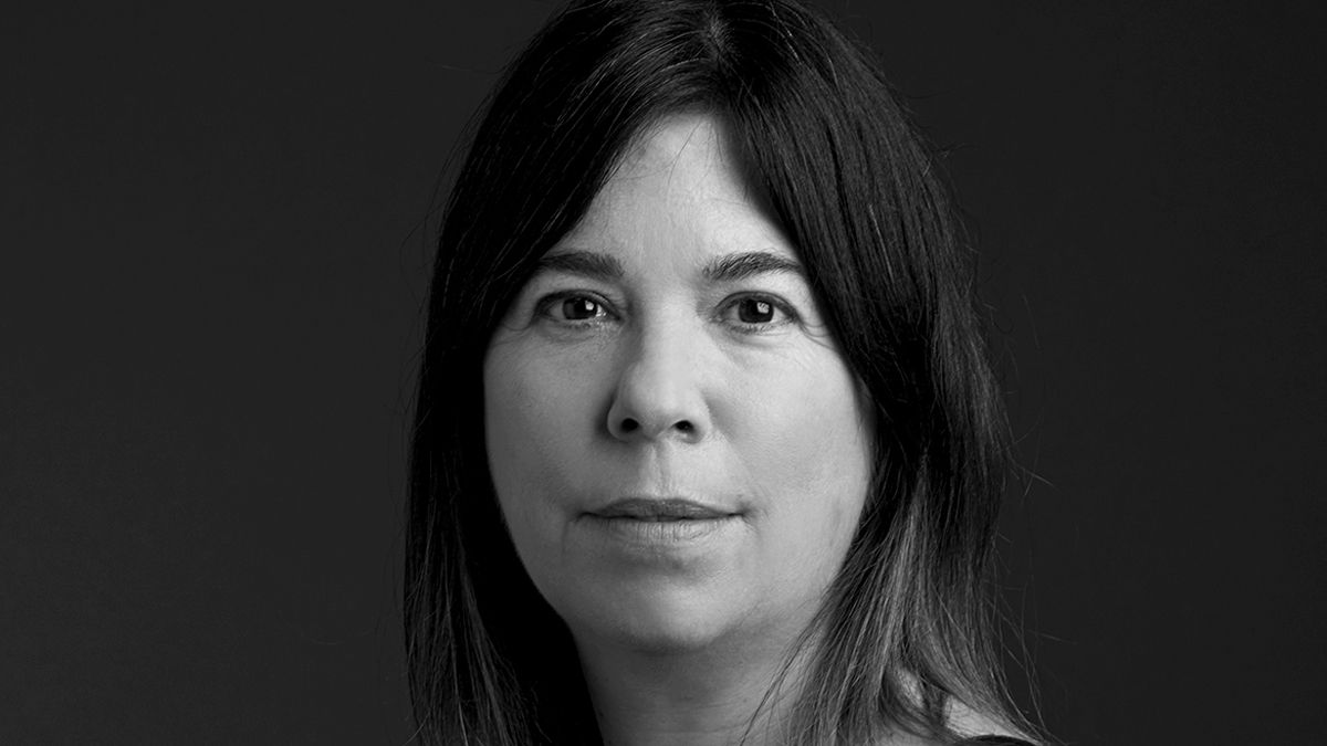 María O´Donnell presenta Aramburu en el Ciclo de escritores Grupo Planeta-Grupo América