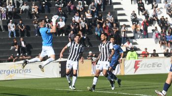 Gimnasia y Esgrima busca una nueva victoria ante Temperley para seguir en lo más alto de la tabla