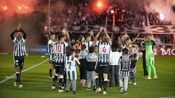 Gimnasia y Esgrima tuvo un gran apoyo de sus hinchas en el Legrotaglie