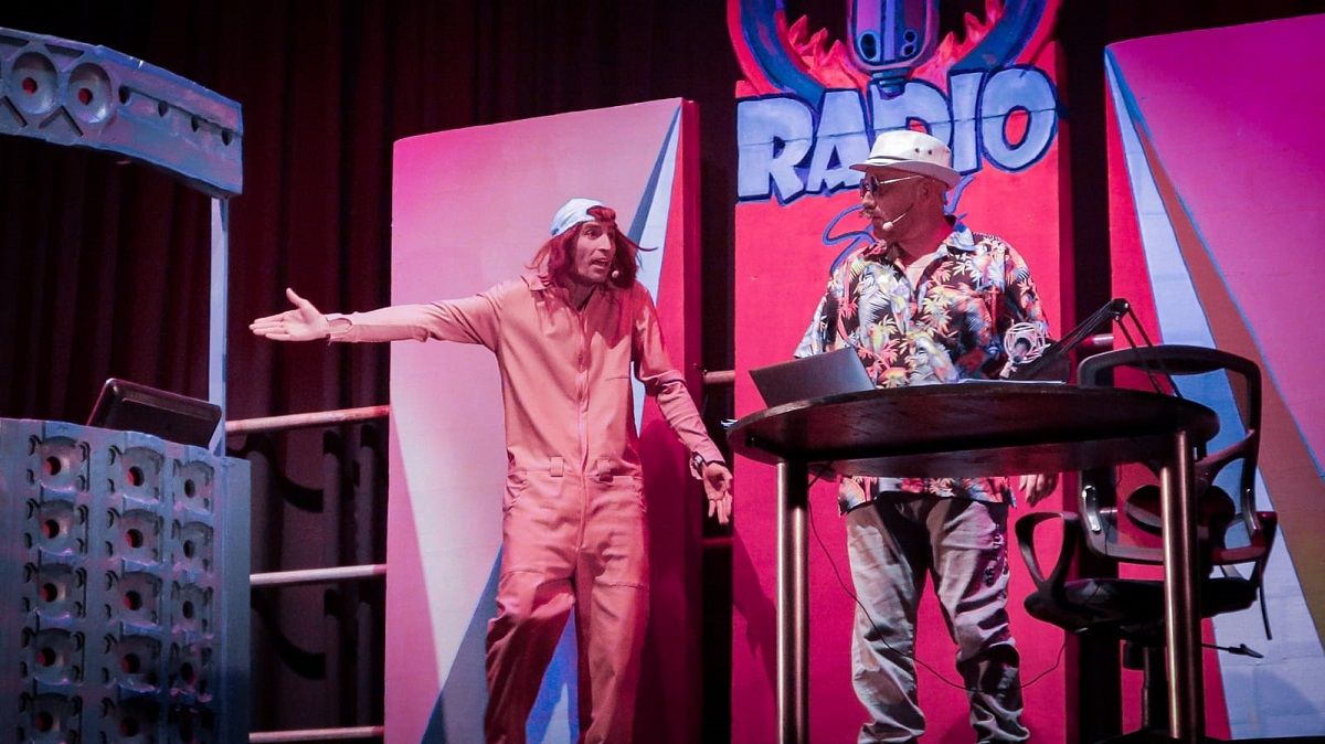 El actor y humorista Pancho Carrasco llega a la sala mayor de los mendocinos con el espectáculo “Aire, sólo el humor podrá salvarnos”.