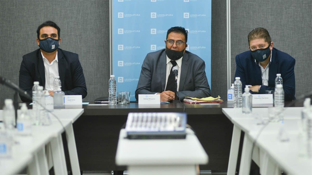 La Bicameral de Seguridad se reunió después de 2 años y fue designado un justicialsita como su presidente, Rafael Moyano..