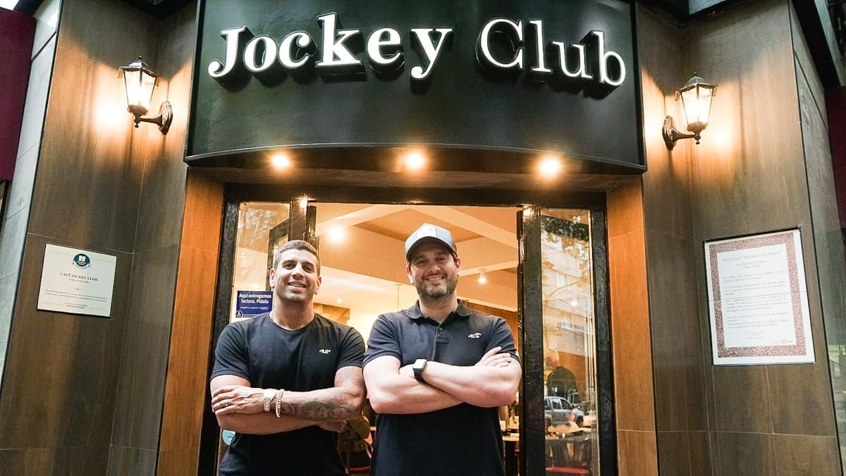 Pedro y Ramiro Alonso propietarios del Jockey Club.
