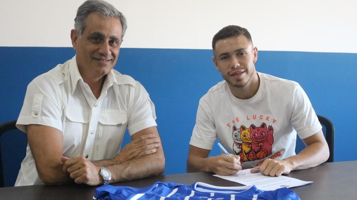 Tomás Conechny a la derecha junto al vicepresidente José Mansur.