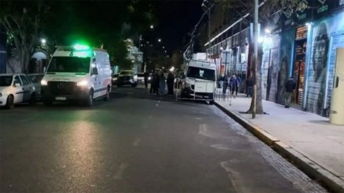 Murió un hinchas de Argentinos Juniors en La Paternal.