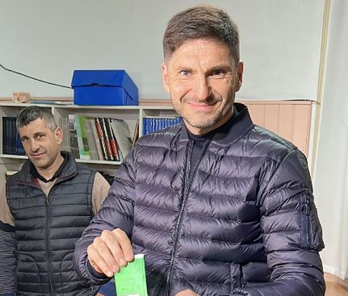 Maximiliano Pullaro, del radicalismo, aparece como favorito para imponerse en Santa Fe.