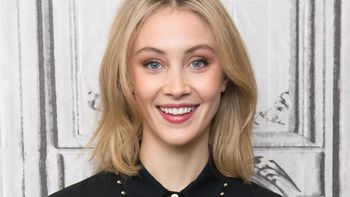 Está en Netflix, tiene 6 capítulos y es una serie de época basada en hechos reales