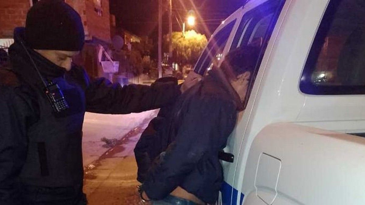 Una joven fue asaltada y tras romper en llanto el delincuente volvió a abrazarla&nbsp;