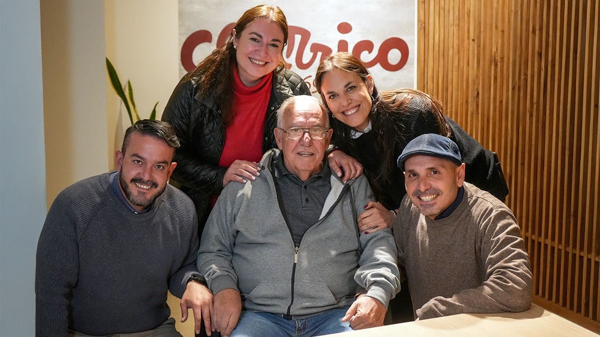 La familia Agüero a pleno: Daniel al medio