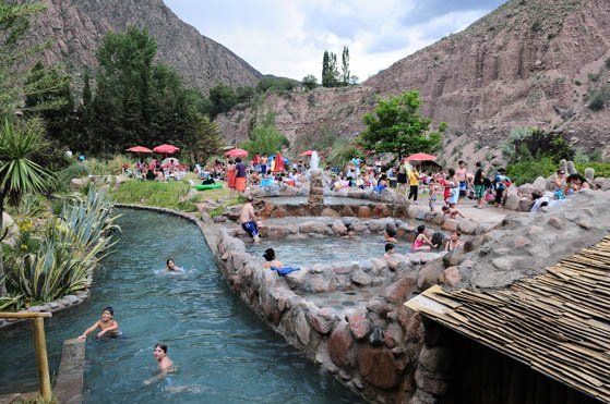 Termas de Cacheuta en Luján de Cuyo. Termas de Cacheuta en Luján de Cuyo.
