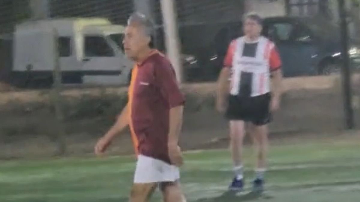 Cornejo y Orozco jugando un picadito el lunes pasado ¿Usarán la misma camiseta en las elecciones 2023?