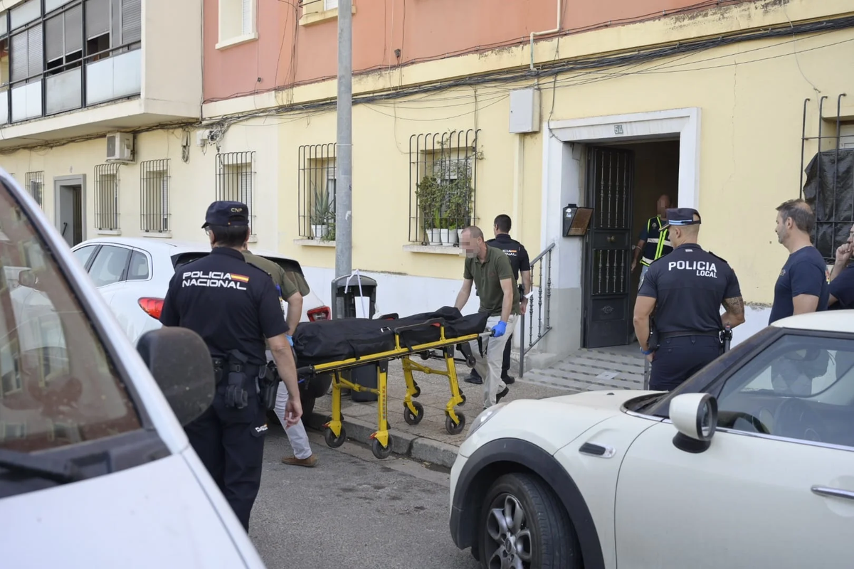 La mujer presentaba 12 puñaladas en el cuerpo, y había un solo culpable. La mujer presentaba 12 puñaladas en el cuerpo, y había un solo culpable. 