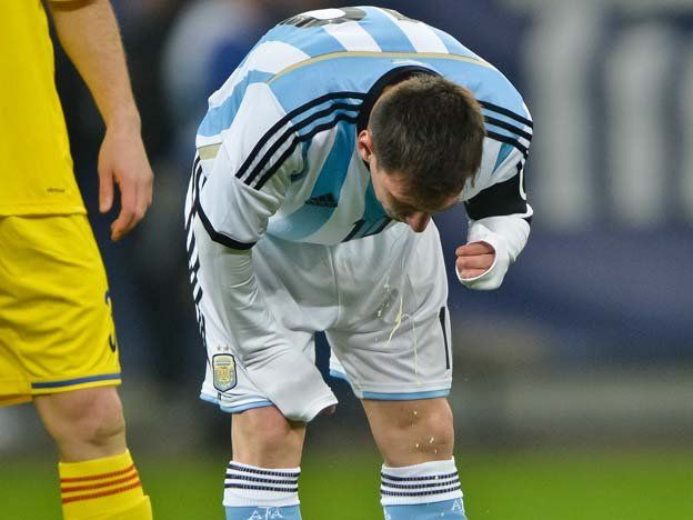 Messi sobre los vómitos: Me hice mil estudios y no sé que es