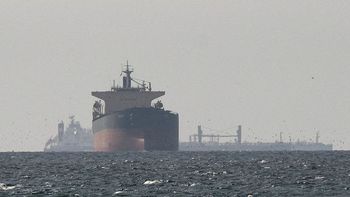 Irán volvió a cerrar el Estrecho de Ormuz tras un masivo bombardeo de Israel al Líbano