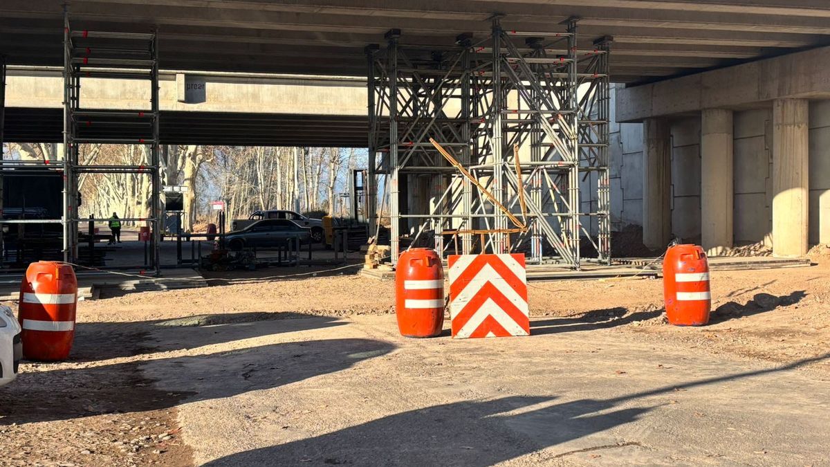 Esperan que el jueves terminen de apuntalar el puente de Ruta 7 y ruta 15