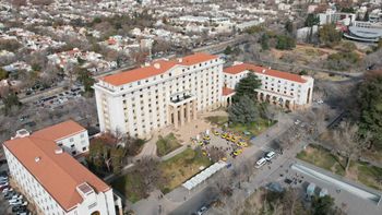 Echaron a un grupo de estatales por reiteradas faltas y graves incumplimientos Echaron a un grupo de estatales por reiteradas faltas y graves incumplimientos