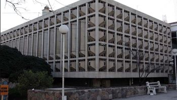 Una subcomisaria de Policía Científica se atrincheró y generó temor entre los empleados