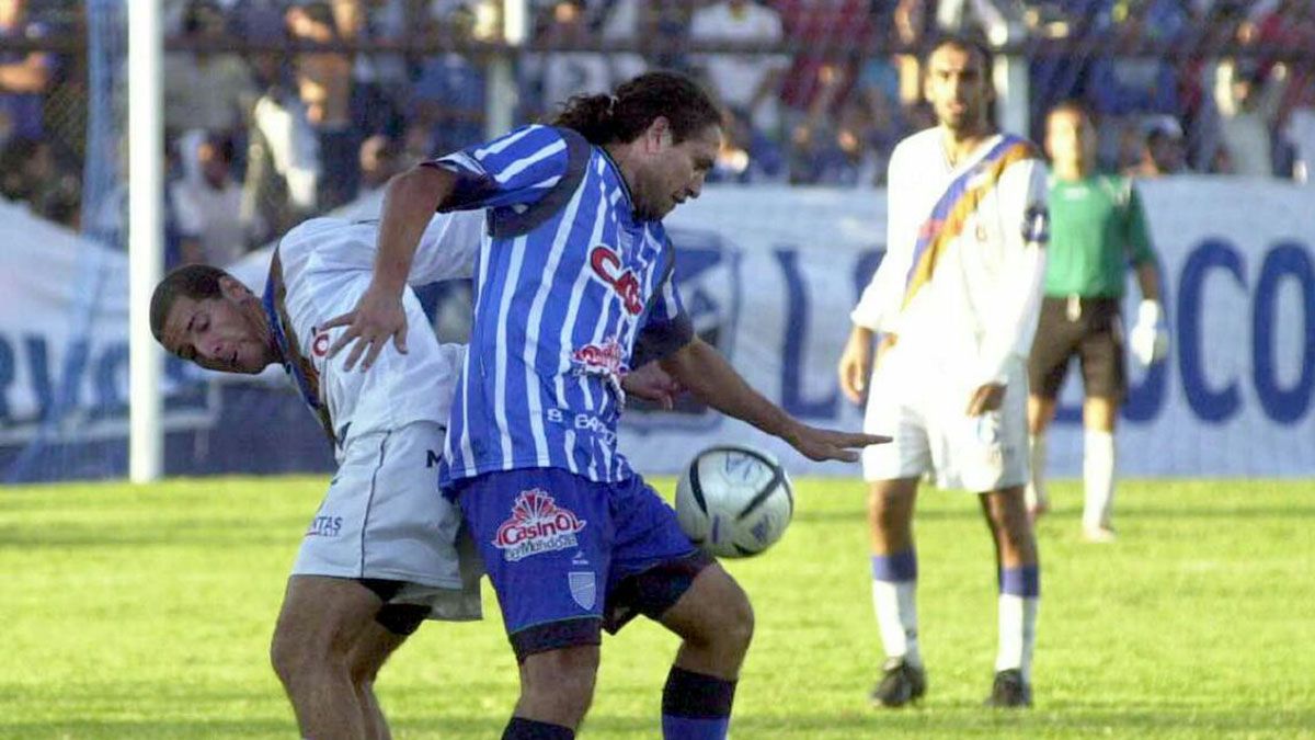 El ex delantero en los partidos que jugó en el Gambarte.