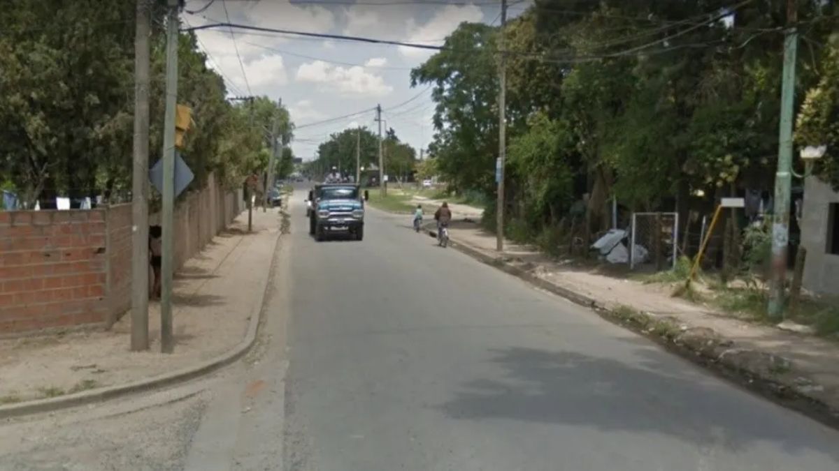 Esta es la esquina donde fue encontrado muerto el joven de unos 25 a&ntilde;os de edad.