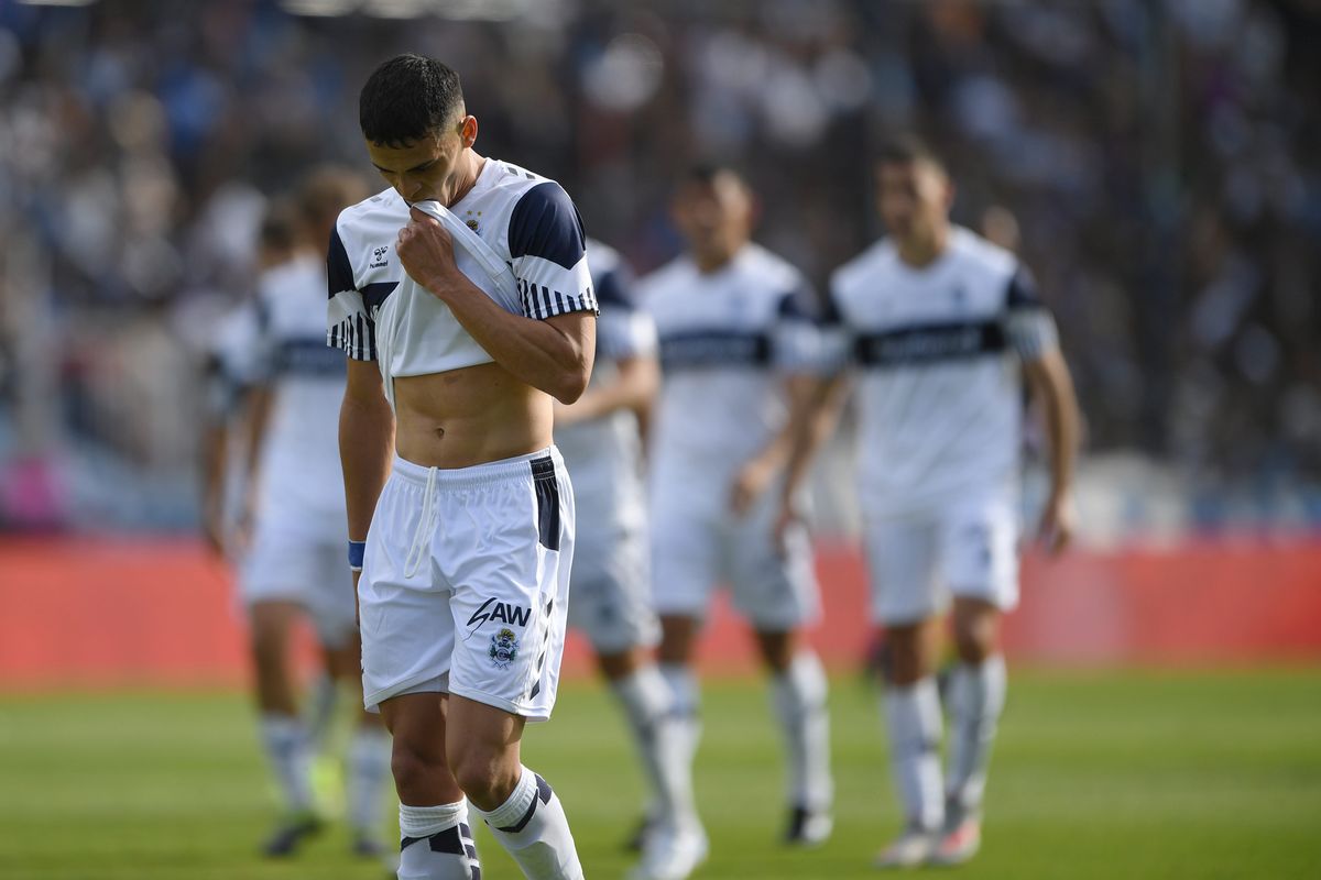 Gimnasia La Plata volvió a perder y Racing lo superó en las posiciones de la Liga Profesional