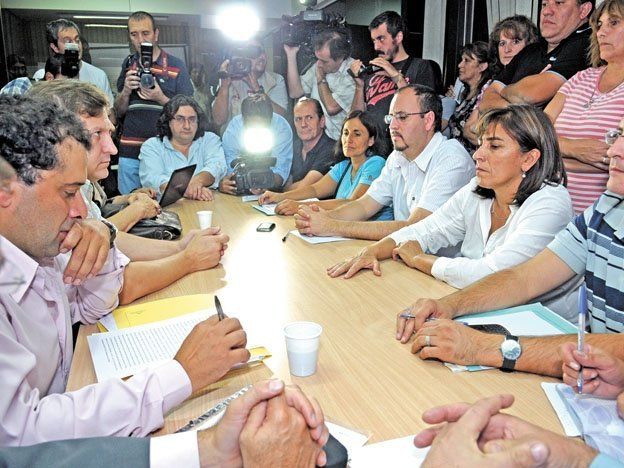 Fin del conflicto docente: Hay una tendencia a aceptar la oferta dijo el secretario del SUTE