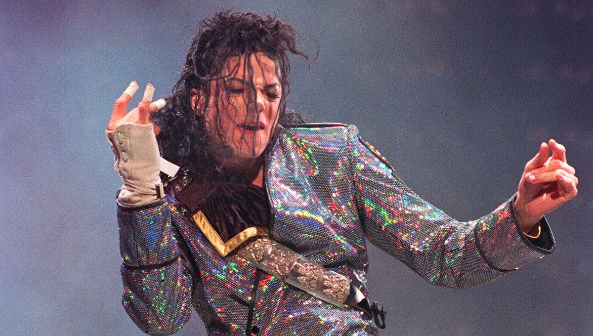 Michael Jackson fue sepultado el 3 de septiembre de 2009 en el cementerio Forest Lawn Memorial Park en Glendale, California Michael Jackson fue sepultado el 3 de septiembre de 2009 en el cementerio Forest Lawn Memorial Park en Glendale, California