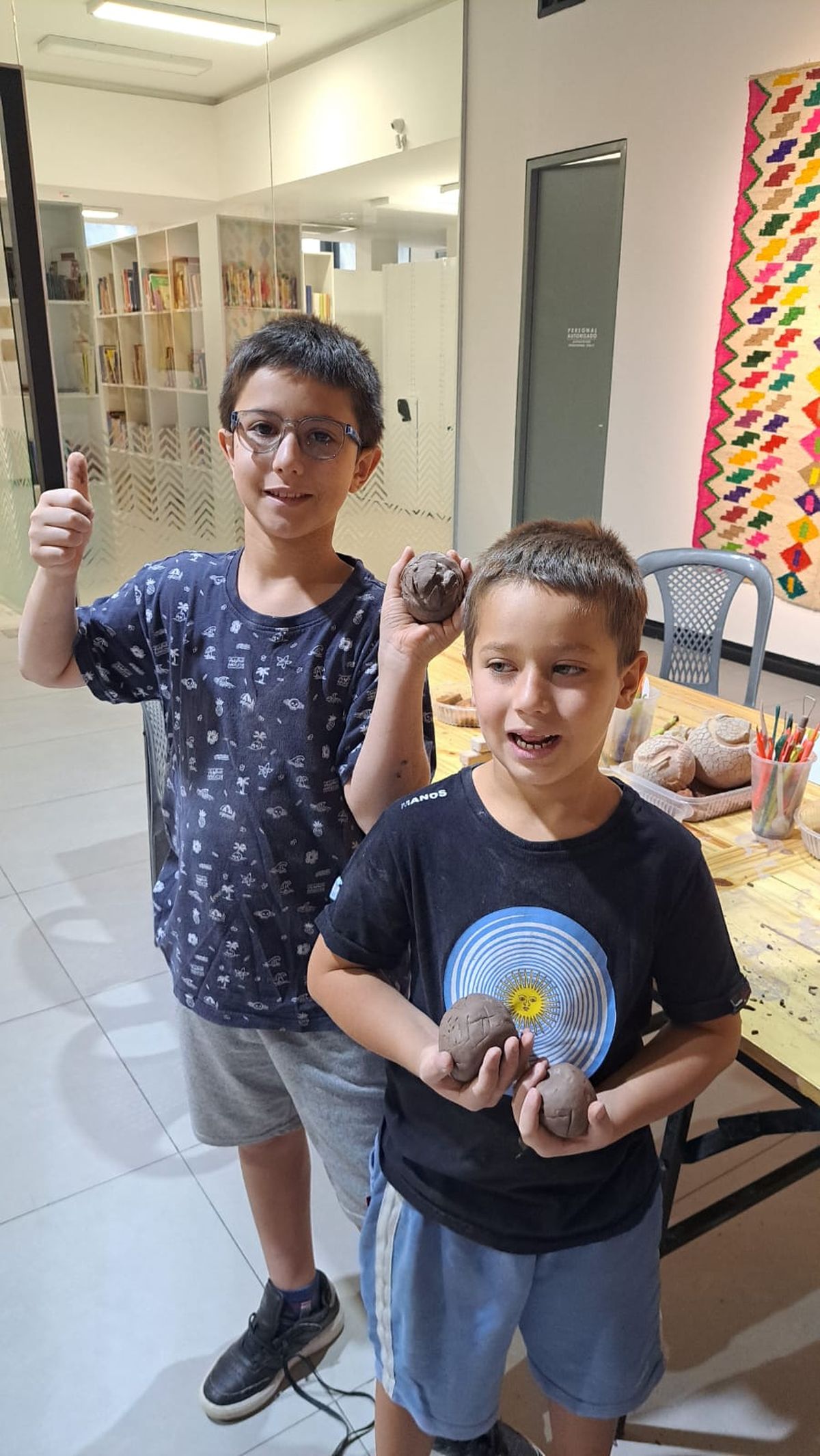 Valentino y Donato Tántera conocieron el museo gracias a este ciclo de vacaciones municipal. Valentino y Donato Tántera conocieron el museo gracias a este ciclo de vacaciones municipal.