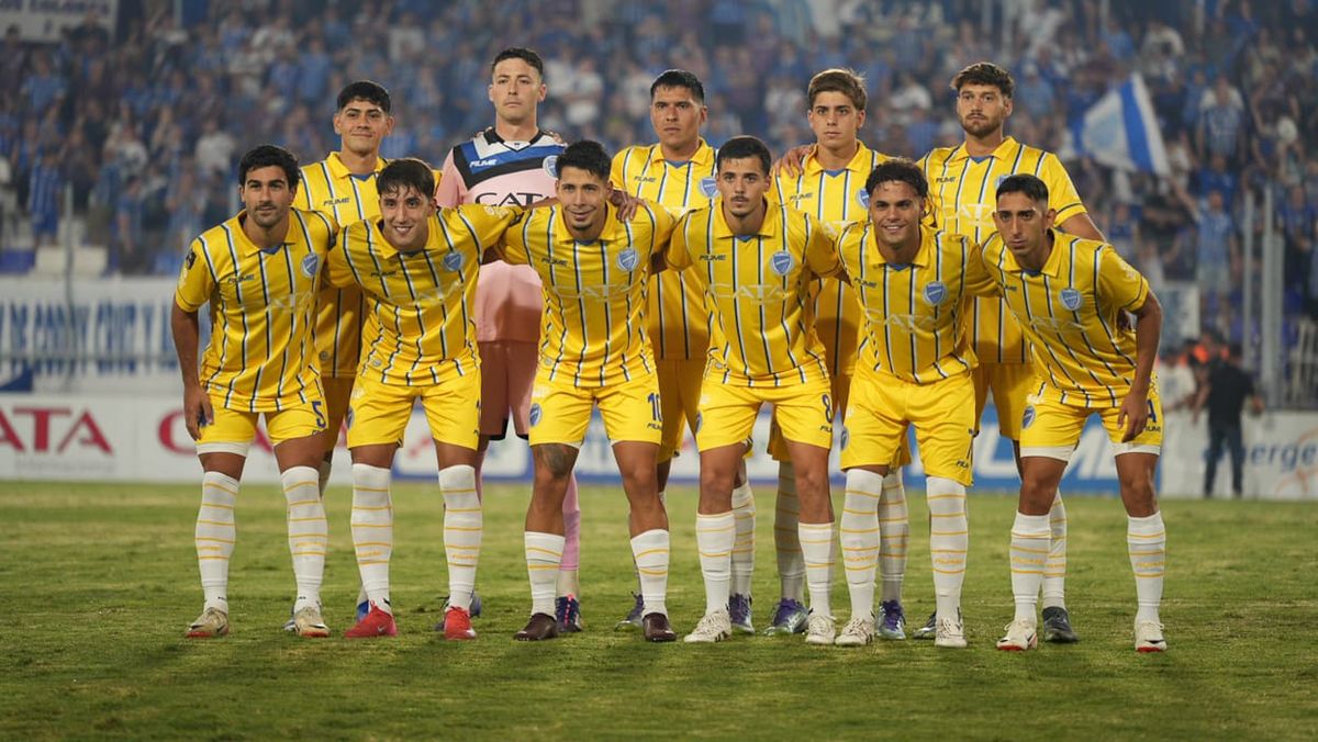 Godoy Cruz no pudo con Ciudad de Bolívar.