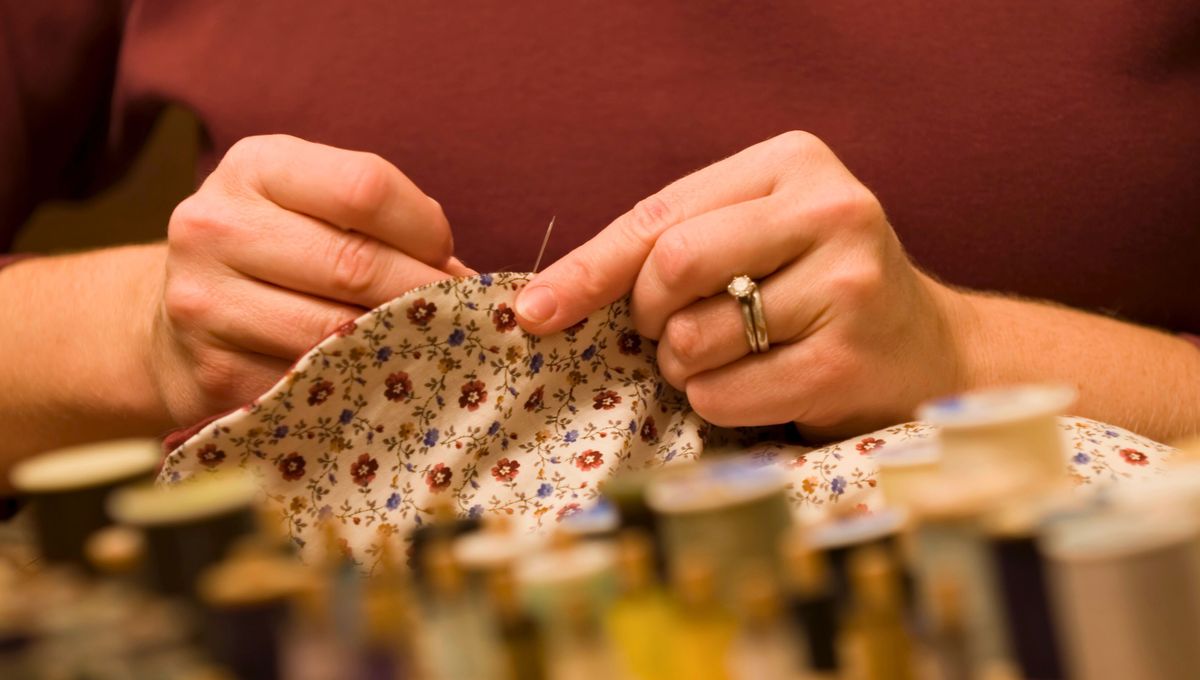 Busca siempre un tutorial o truco de costura para guiarte y facilitar las costuras. Busca siempre un tutorial o truco de costura para guiarte y facilitar las costuras. 