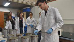 Investigadores de la UNCuyo exploran la construcción de cemento con plástico