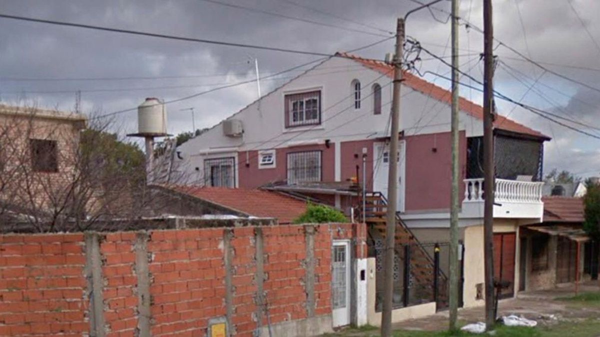 El jubilado fue sorprendido por un grupo de delincuentes en Lomas de Zamora, que lo maniataron para asaltarlo, y murió aparentemente por asfixia