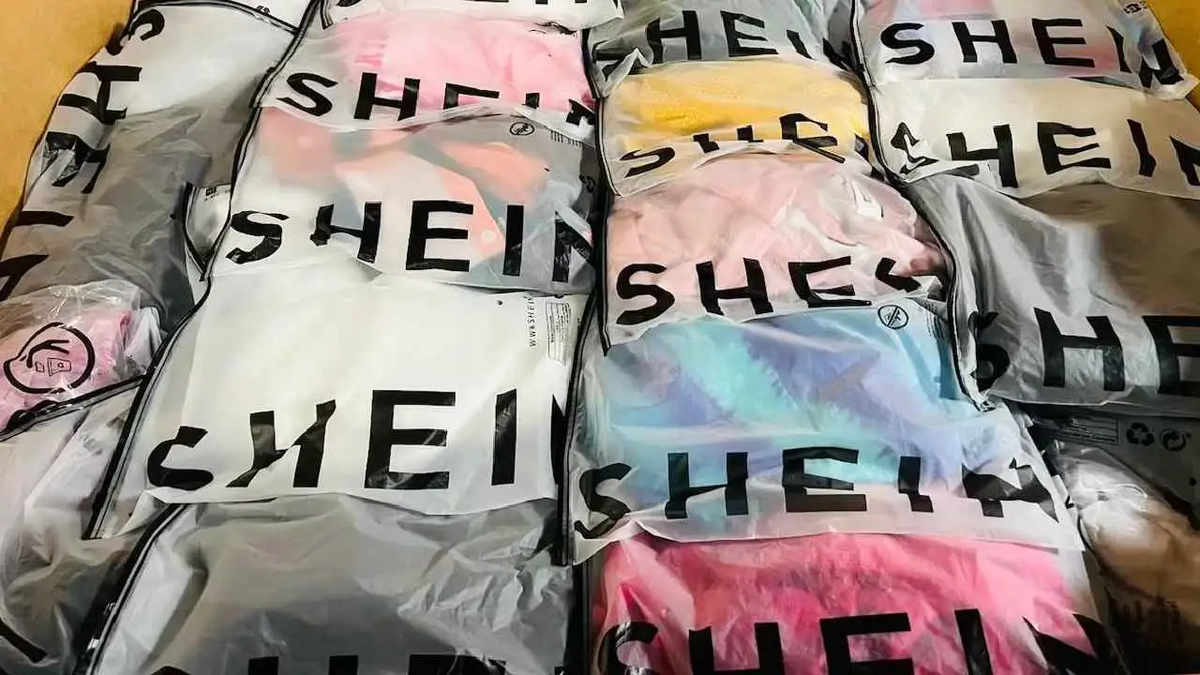 Shein es una empresa china de comercio electrónico de moda rápida Shein es una empresa china de comercio electrónico de moda rápida