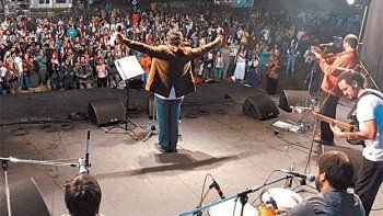 Americanto: tres décadas de canto popular