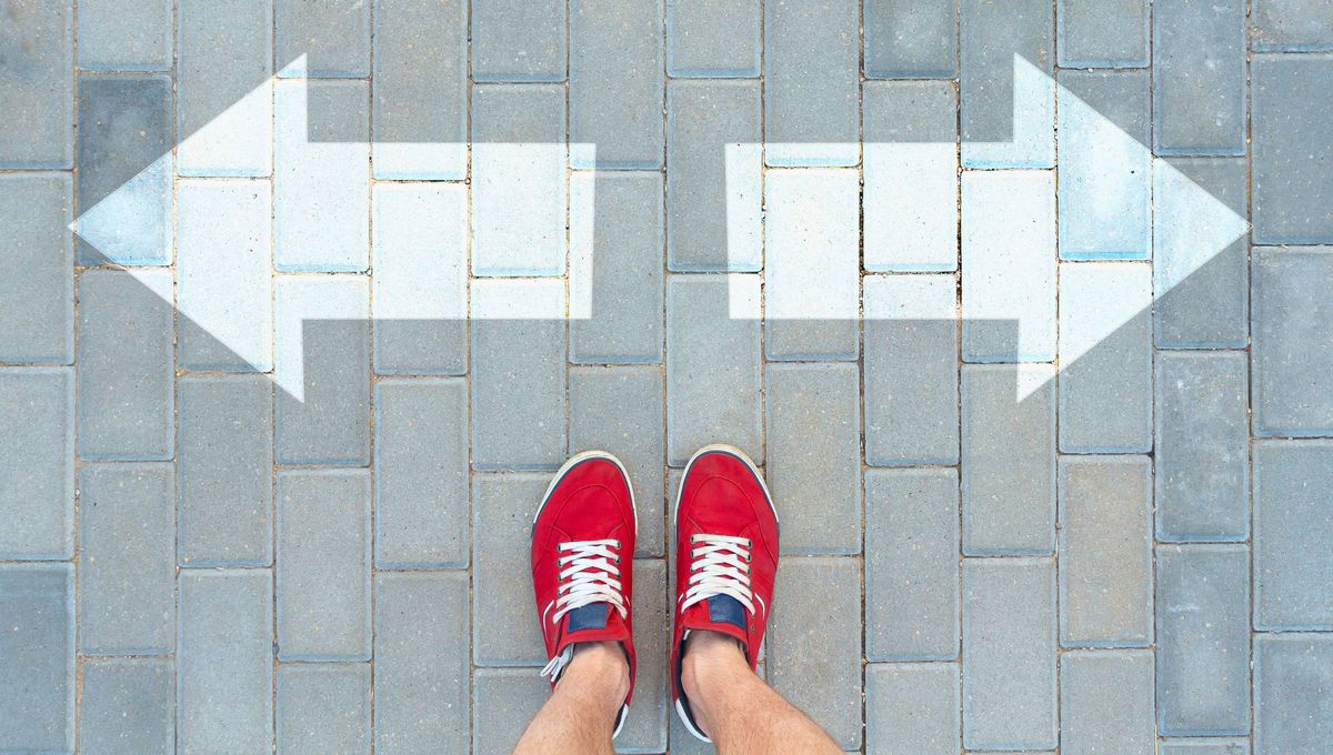 Los científicos descubren que casi todos hacemos lo mismo al caminar o giramos al mismo lado al corrernos. Foto Canva Los científicos descubren que casi todos hacemos lo mismo al caminar o giramos al mismo lado al corrernos. Foto Canva