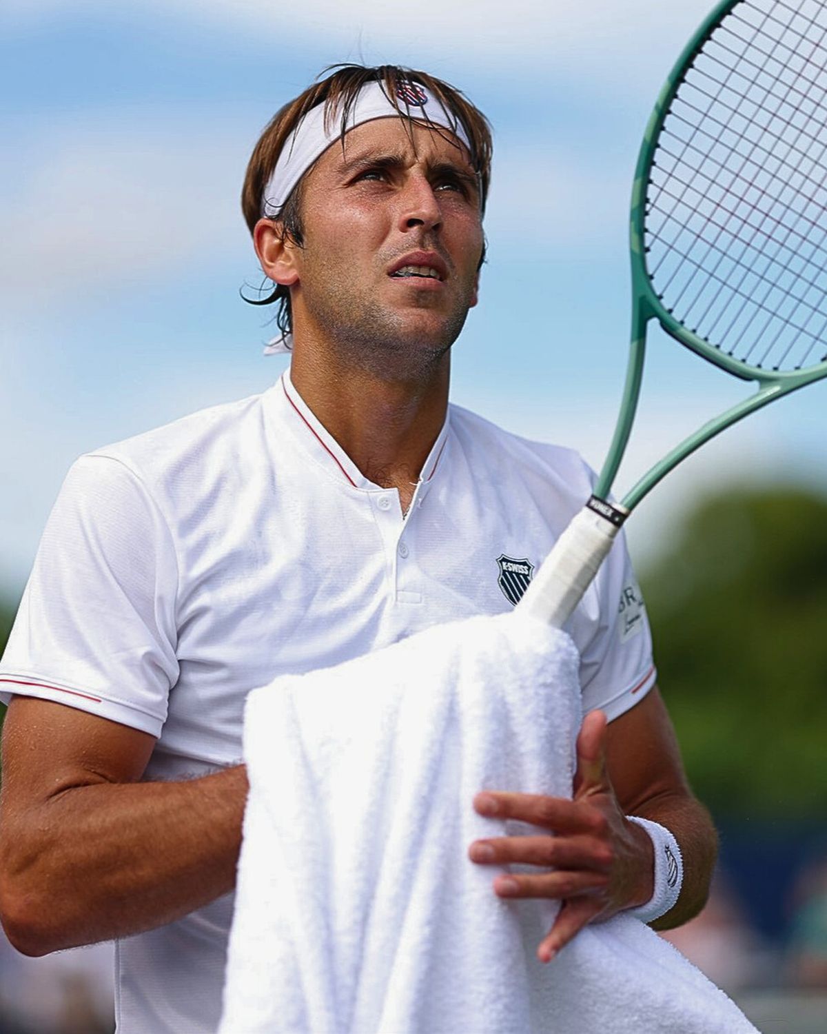 Tom&aacute;s Etcheverry se fue de Wimbledon sin ganar un set.