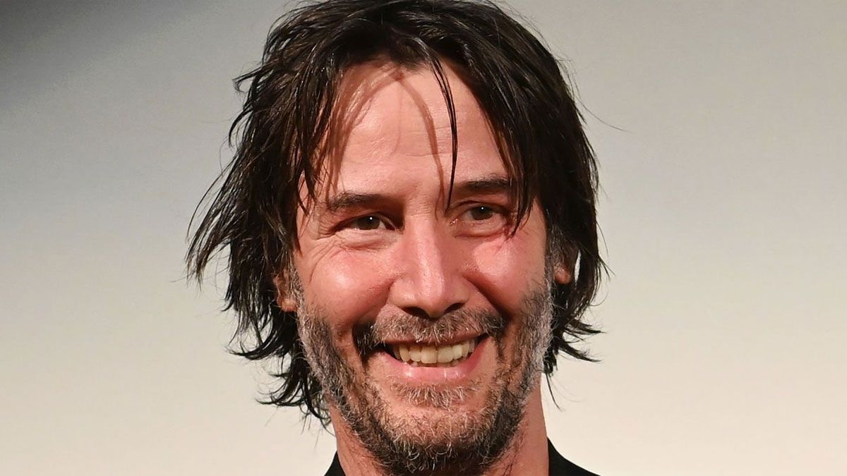 El actor Keanu Reeves interpreta al doctor William Beckham en la película de Netflix.