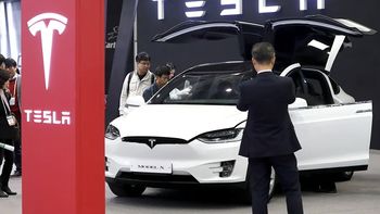 Tesla aumentó $5.000 los precios del Model S y X