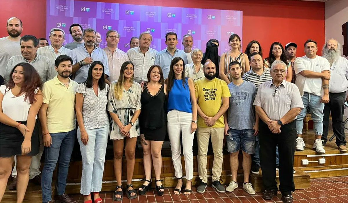 La foto en la que aparecen los aliados de Cambia Mendoza, salvo los demarchistas Vicchi y González.