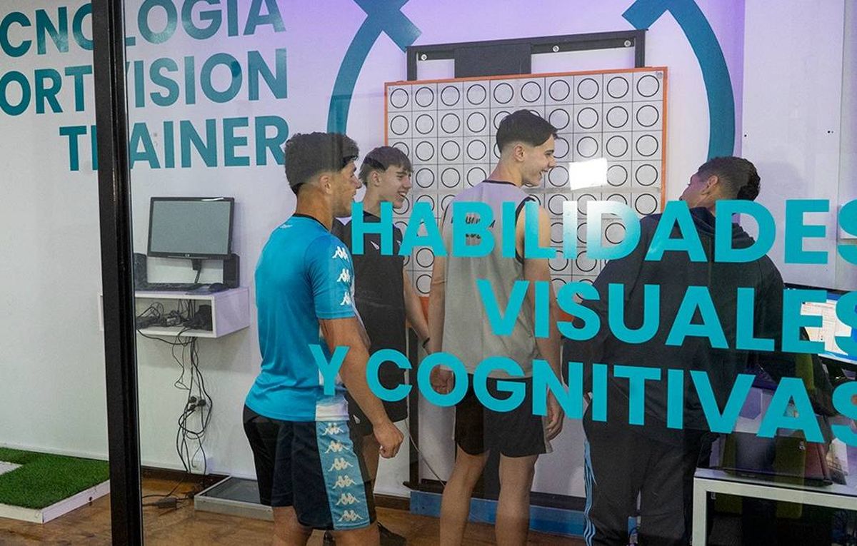 Sportvision es el primer centro especializado en un entrenamiento integral. Este año cumplió una década. Sportvision es el primer centro especializado en un entrenamiento integral. Este año cumplió una década.