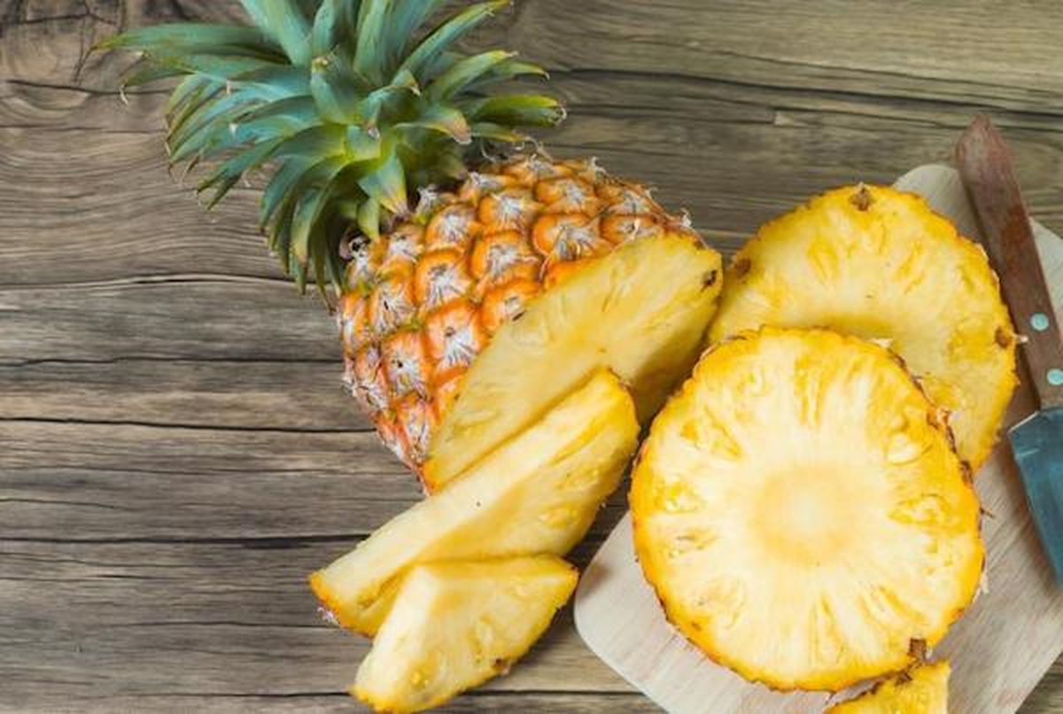 La popularidad de este descubrimiento en redes sociales ha llevado a muchos a experimentar con la inclusión de piña en su dieta nocturna. La popularidad de este descubrimiento en redes sociales ha llevado a muchos a experimentar con la inclusión de piña en su dieta nocturna.